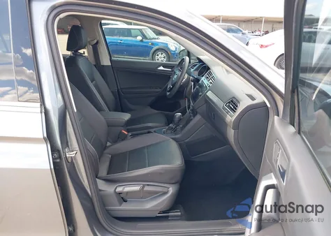 2021 Volkswagen Tiguan 2.0T Se/2.0T Se R-Line Black/2.0T Sel z USA, uszkodzony, nr VIN 3VV3B7AX2MM049992